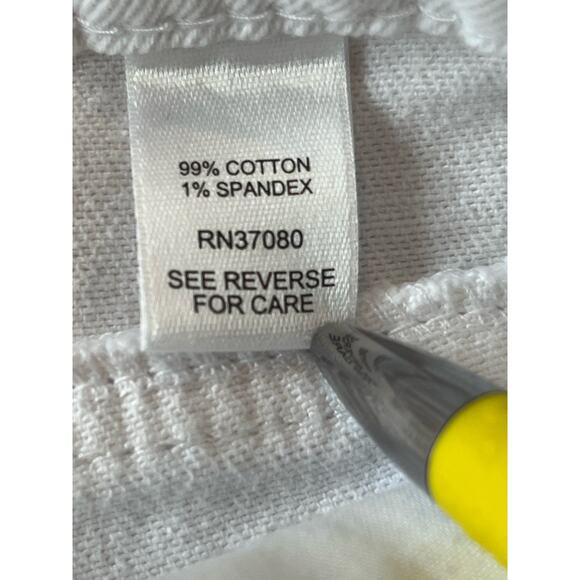 Est 1946 Denim white distressed  hi-rise jeans 12 NWOT - Picture 7 of 9